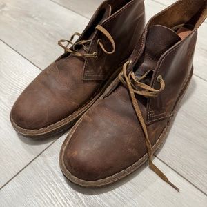 Clark's Desert Boots Beeswax 6.5 Mens with Shoe Holders